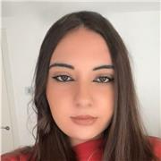 Estudiante universitaria de veterinaria imparte clases de repaso para primaria y ESO